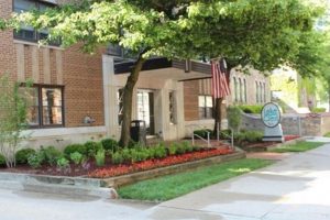 Lake-Crest-002-Apartments