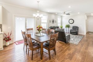 Residences-at-012-Oak-View