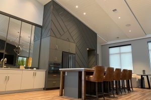 Statesman-Clubhouse Kitchen-Apartments
