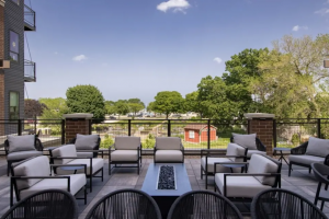 imgi_232_terrace 2
